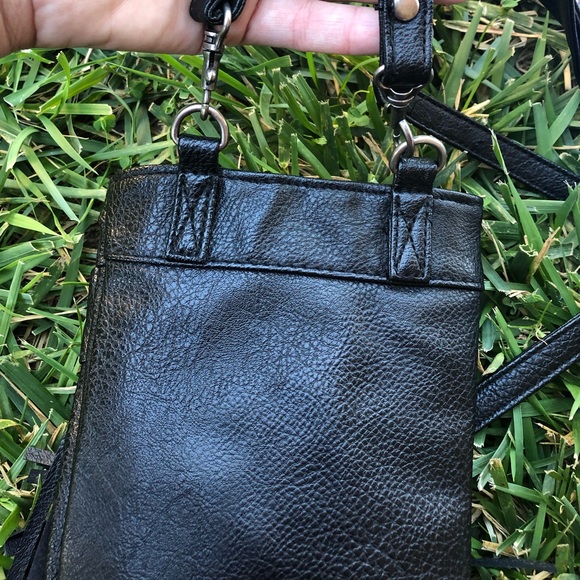 ROXY fringe Crossbody - Picture 12 of 16